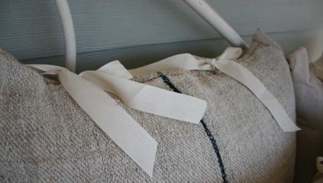 grain-sack-pillow-close-up